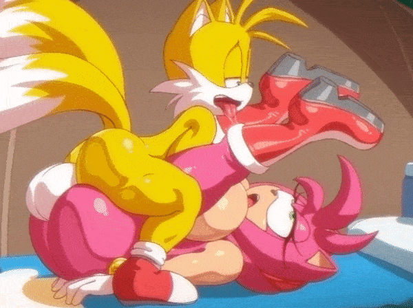 Amy Rose & Miles Tails Prower (Sega) Rule 34 GIF